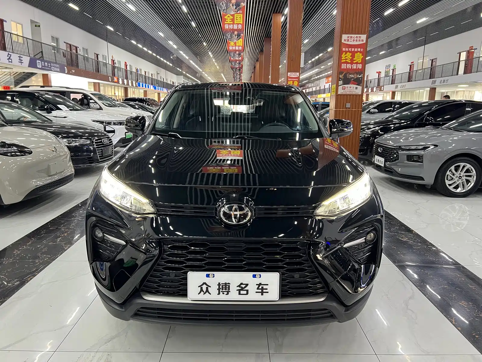 Фото 2 - Toyota Wildlander