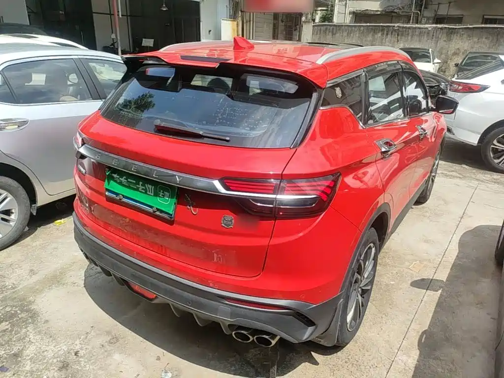 Фото 7 - Geely Coolray