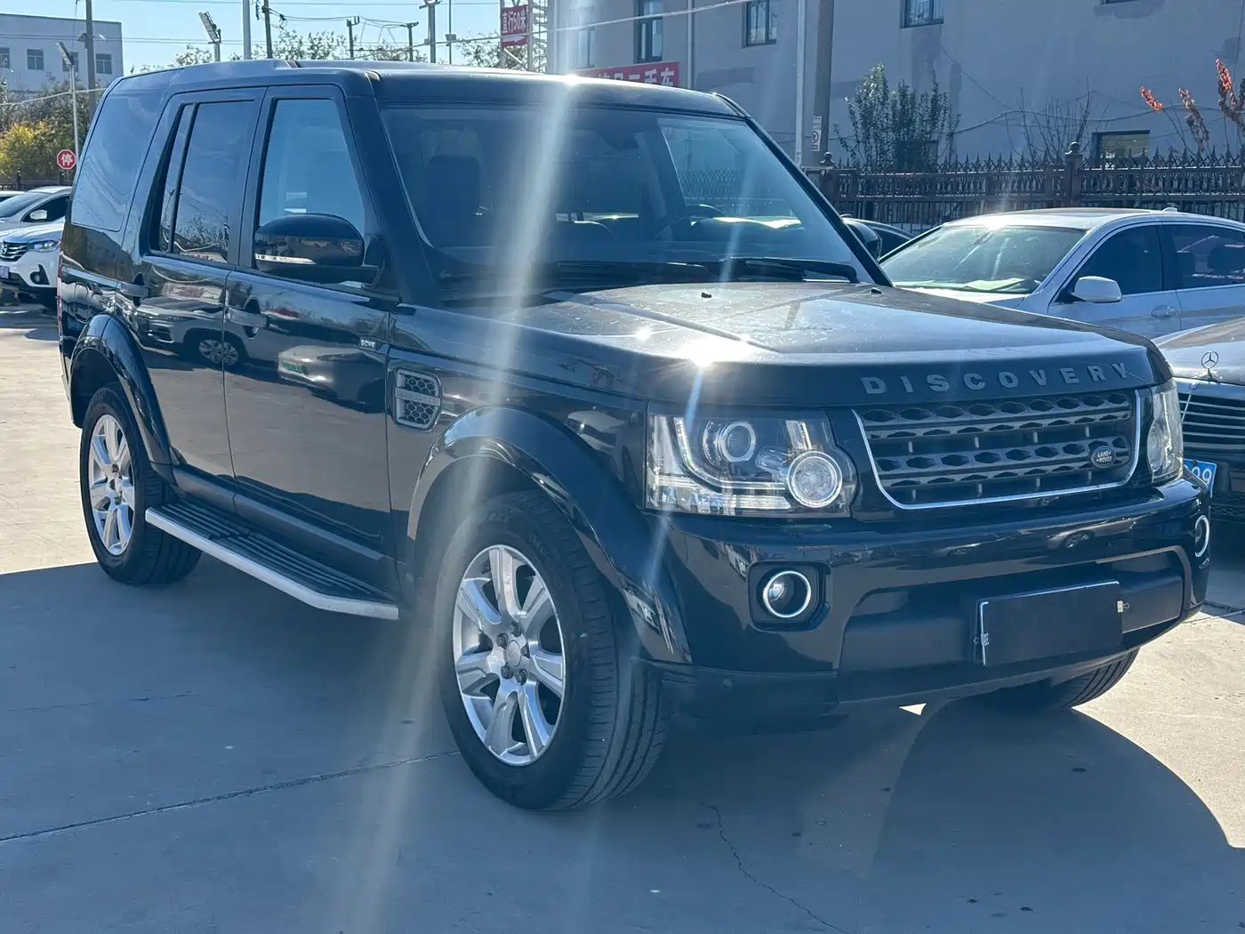 Land Rover Discovery 2015 3.0 SC V6 SE фото 8