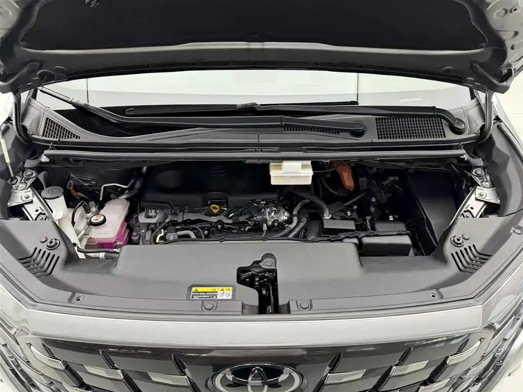 Toyota Alphard 2024 Hybrid 2.5L Ultimate Enjoyment Edition фото 33