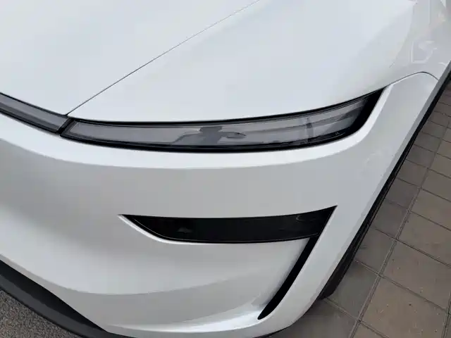 Tesla Model Y L, фото 3