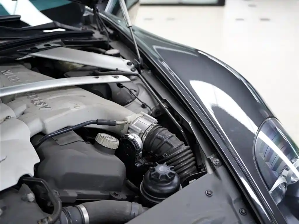 Aston Martin DBS 2010 2009 6.0 Touchtronic Coupe