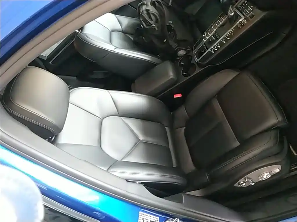 Porsche Macan 2017 Macan 2.0T фото 25