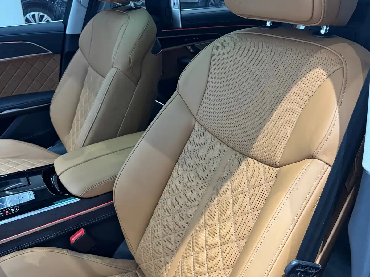 Audi A8 2025 2025 A8L Horch Founder Edition 55TFSI