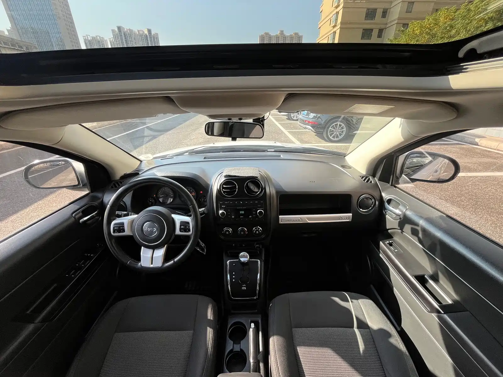Фото 8 - Jeep Compass (Import)