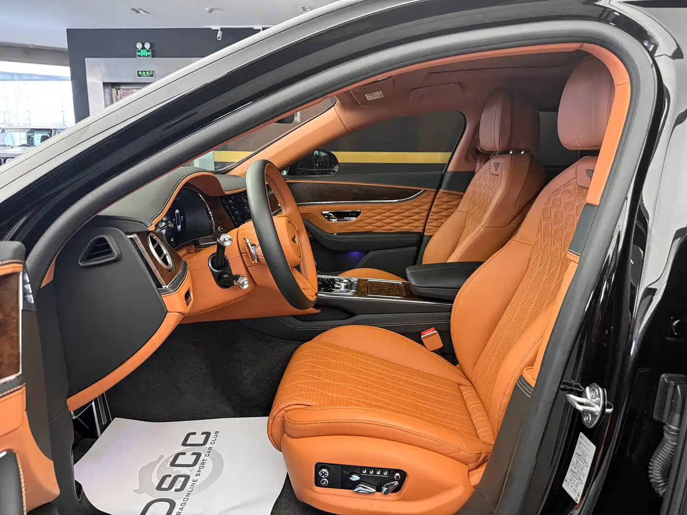 Bentley Flying Spur 2024 2024 4.0T V8 Elegance Edition