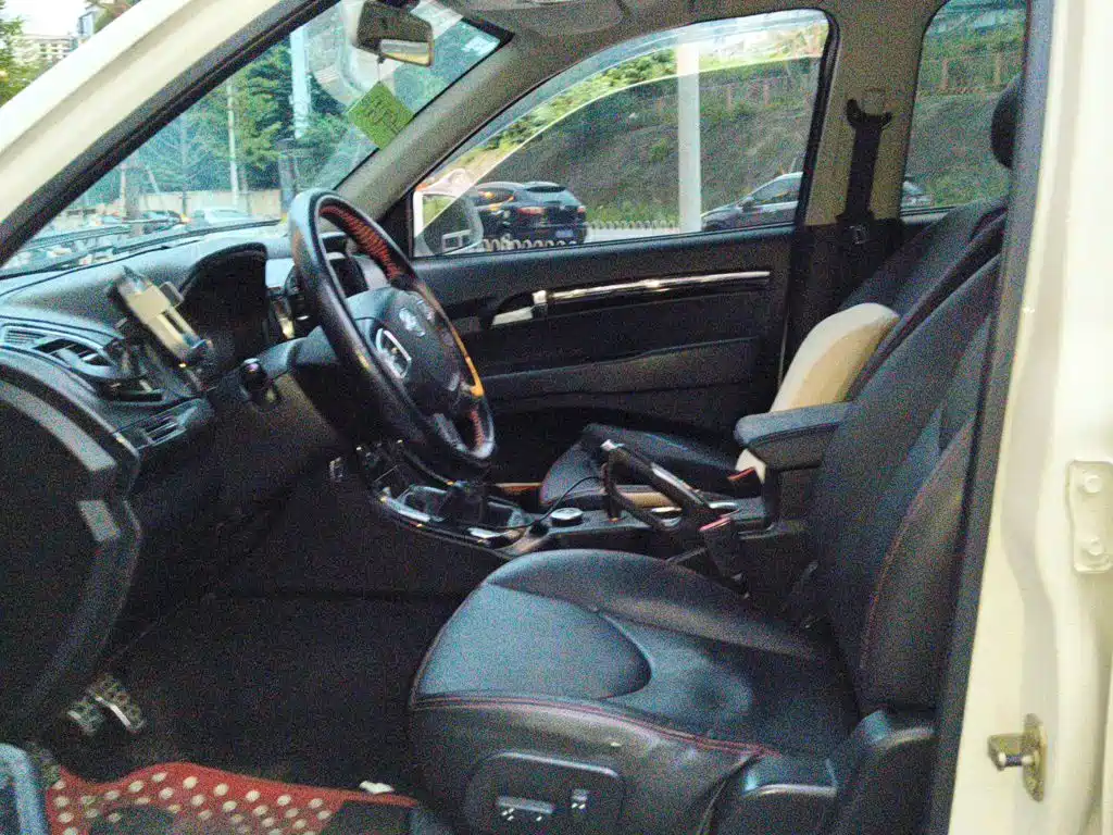 Landwind X8 2016 2015 Explorer Edition 2.0T Gasoline 4X4 Ultra Luxury