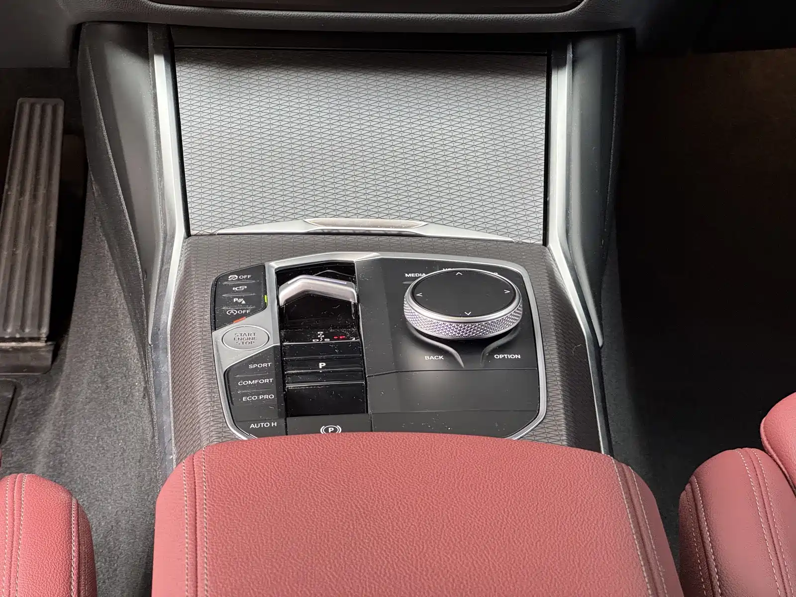 صورة 13 - BMW 3 Series
