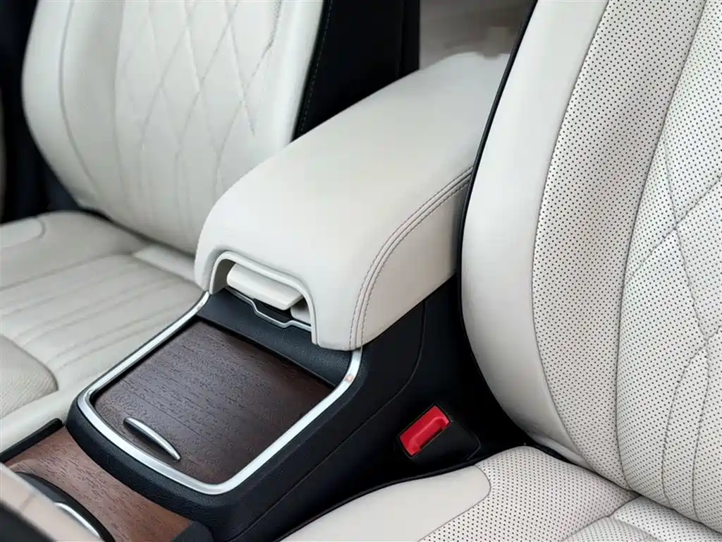 Chrysler 300C (Import) 2016 2016 3.0L Beyond Edition