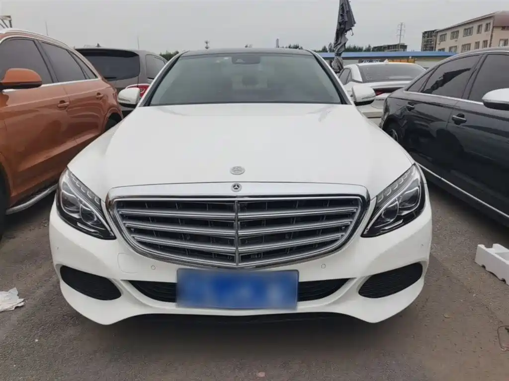 Mercedes-Benz C-Class 2016 2015 C 200 L 4MATIC