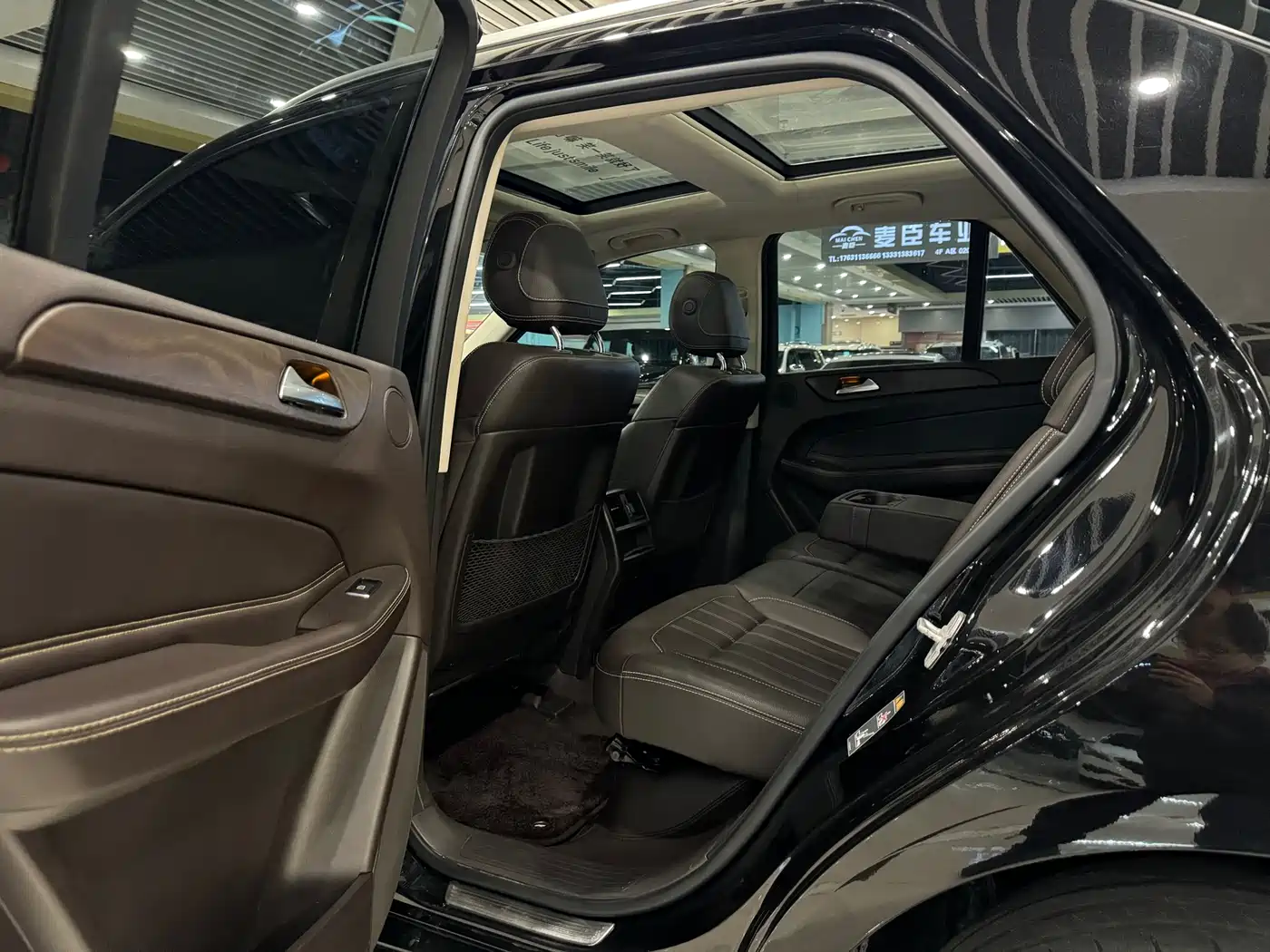 Mercedes-Benz GLE 2017 GLE 320 4MATIC Luxury фото 6