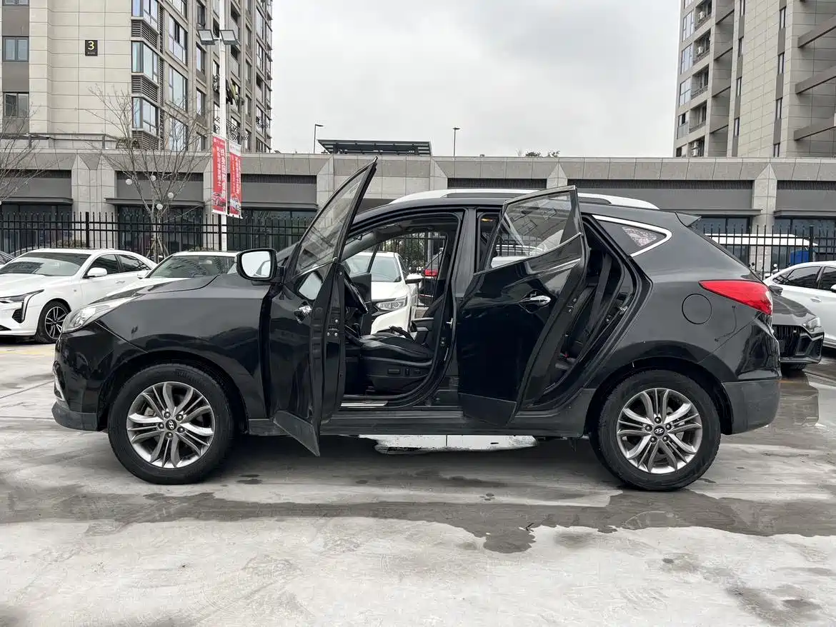 Hyundai Beijing Hyundai ix35 2013 2.0L Automatic 2WD Smart GLS China V фото 14