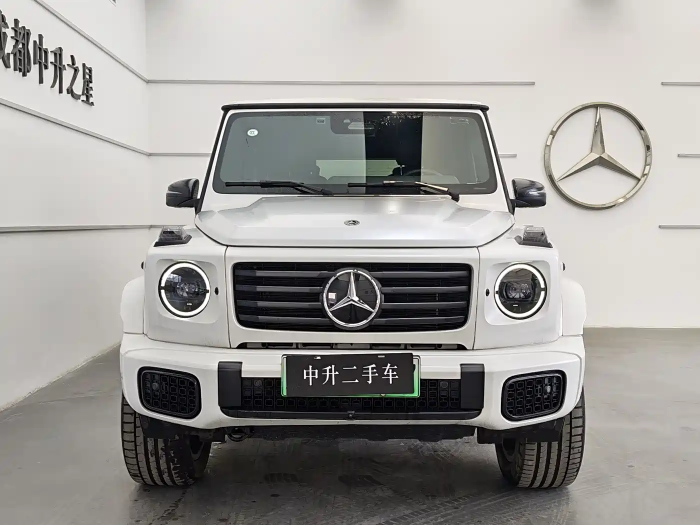 Mercedes-Benz G-Class New Energy 2025 G580 Launch Special Edition фото 3