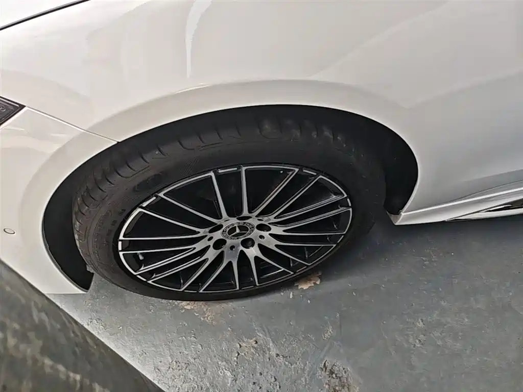 Фото 23 - Mercedes-Benz C-Class
