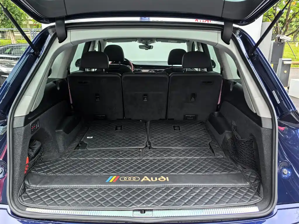 Audi Q7 2021 45 TFSI quattro S line Luxury фото 24