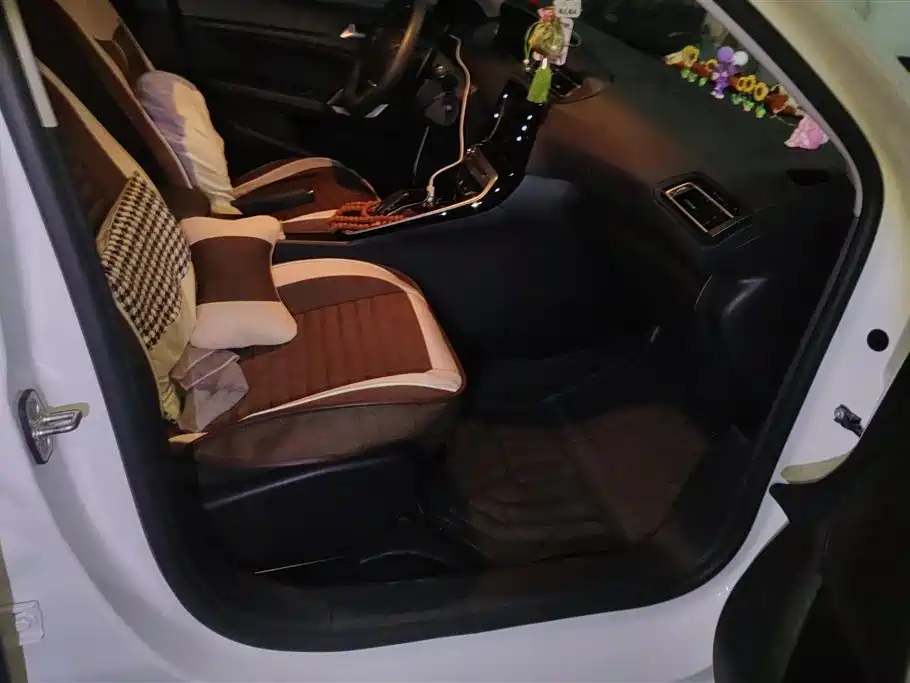 Peugeot 308 2019 230THP Automatic Luxury Edition China VI фото 8