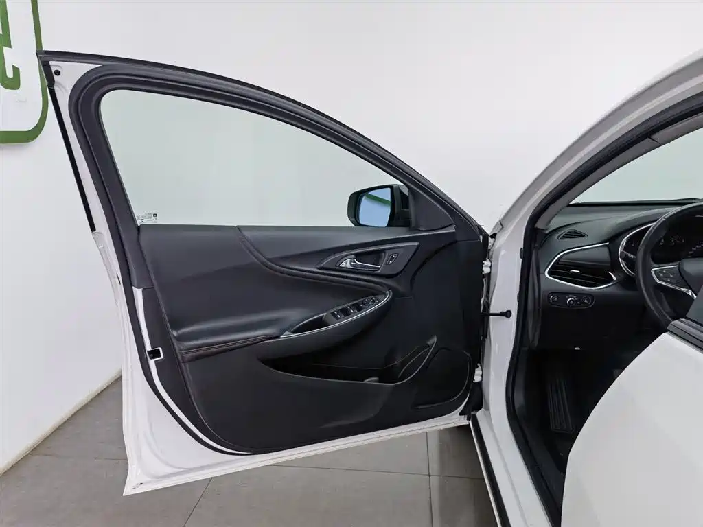 Chevrolet Malibu XL 2019 Redline 550T Automatic Sharp Action Edition фото 8