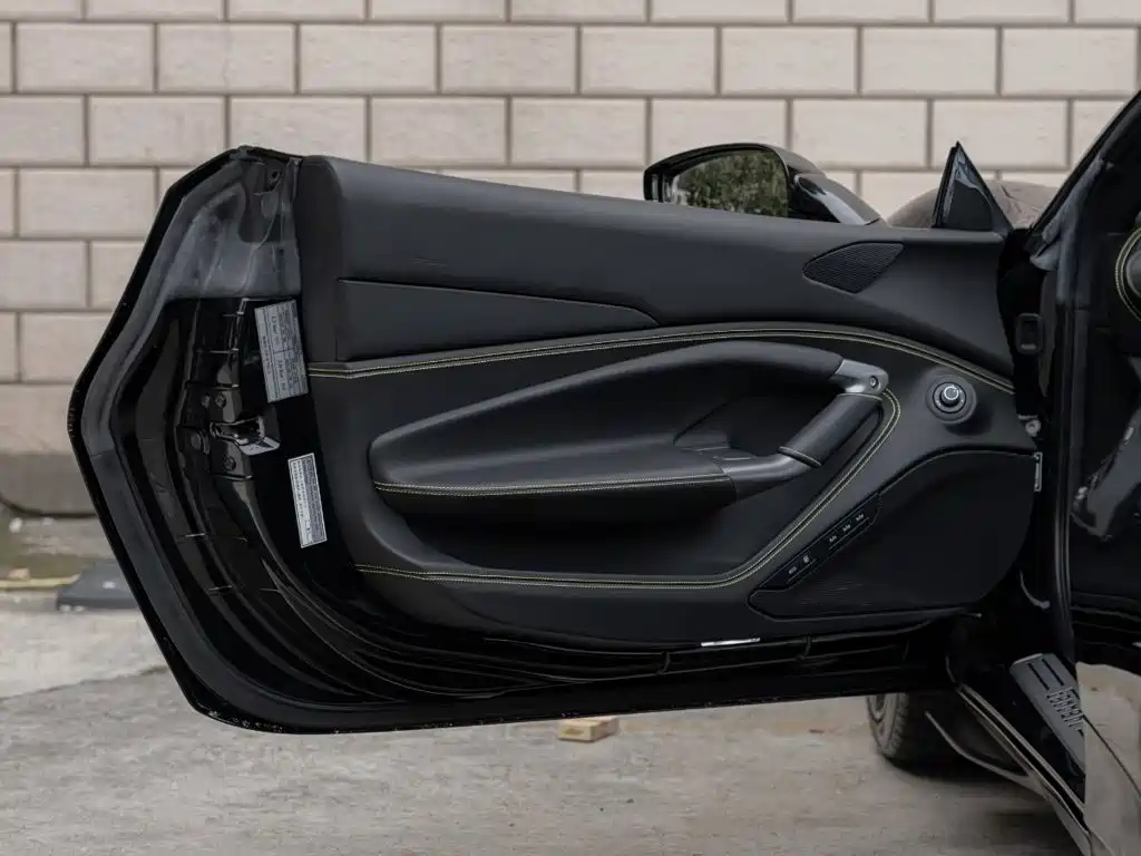 Ferrari F8 2023 2019 Tributo 3.9T V8