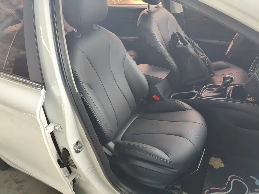 Roewe i5 2019 2019 1.5L Auto 4G Langhao Edition
