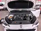 Фото 20 - Roewe i5