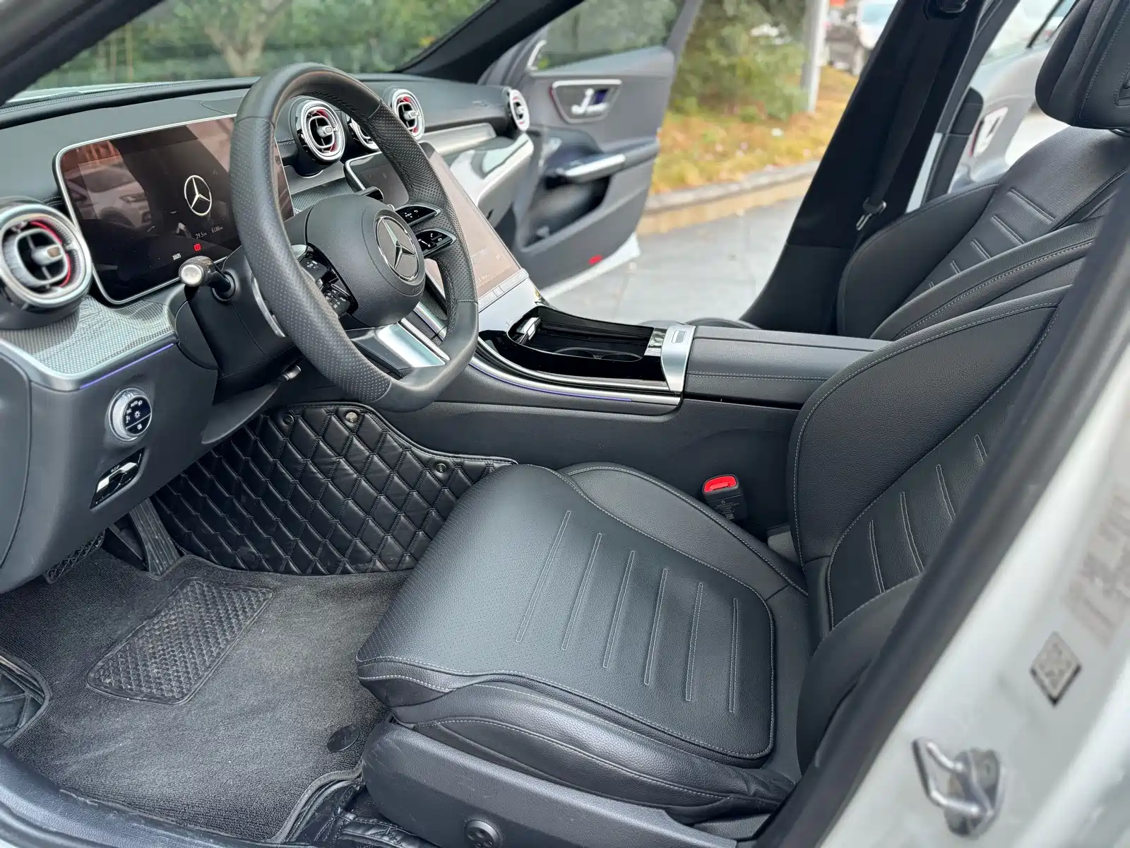 Фото 7 - Mercedes-Benz C-Class