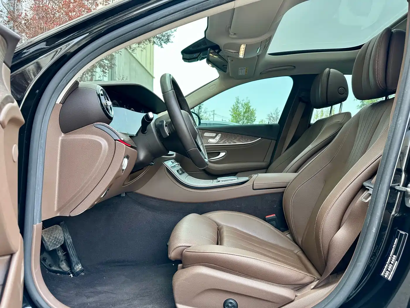 Mercedes-Benz E-Class 2021 E 300 L Luxury фото 5