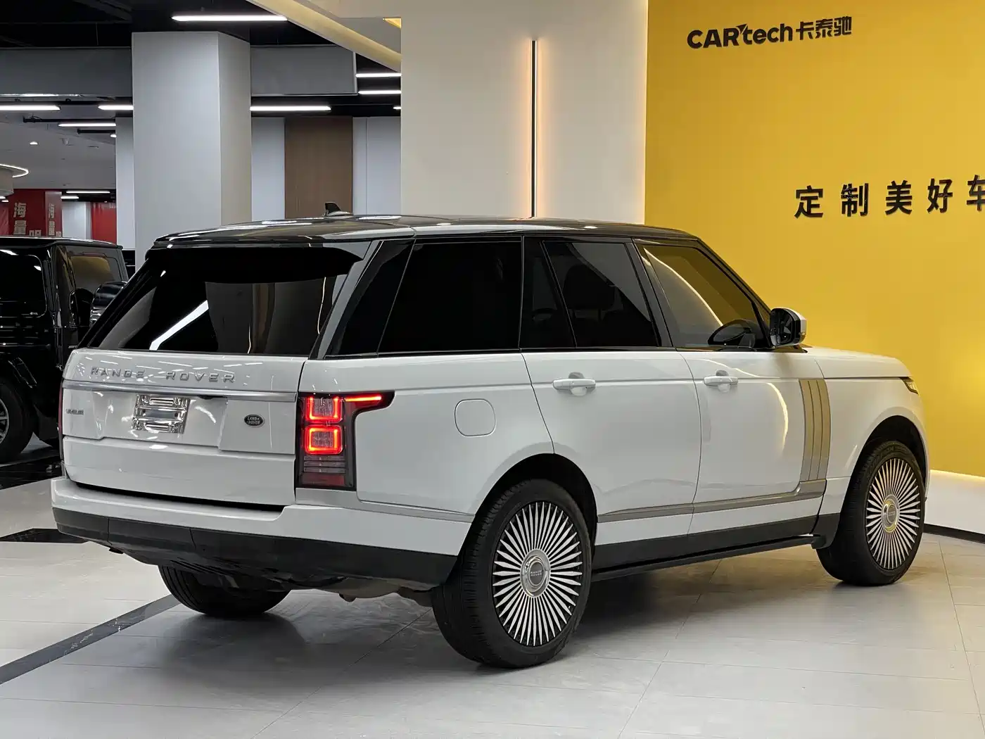 Land Rover Range Rover 2016 3.0 SC V6 Vogue фото 7