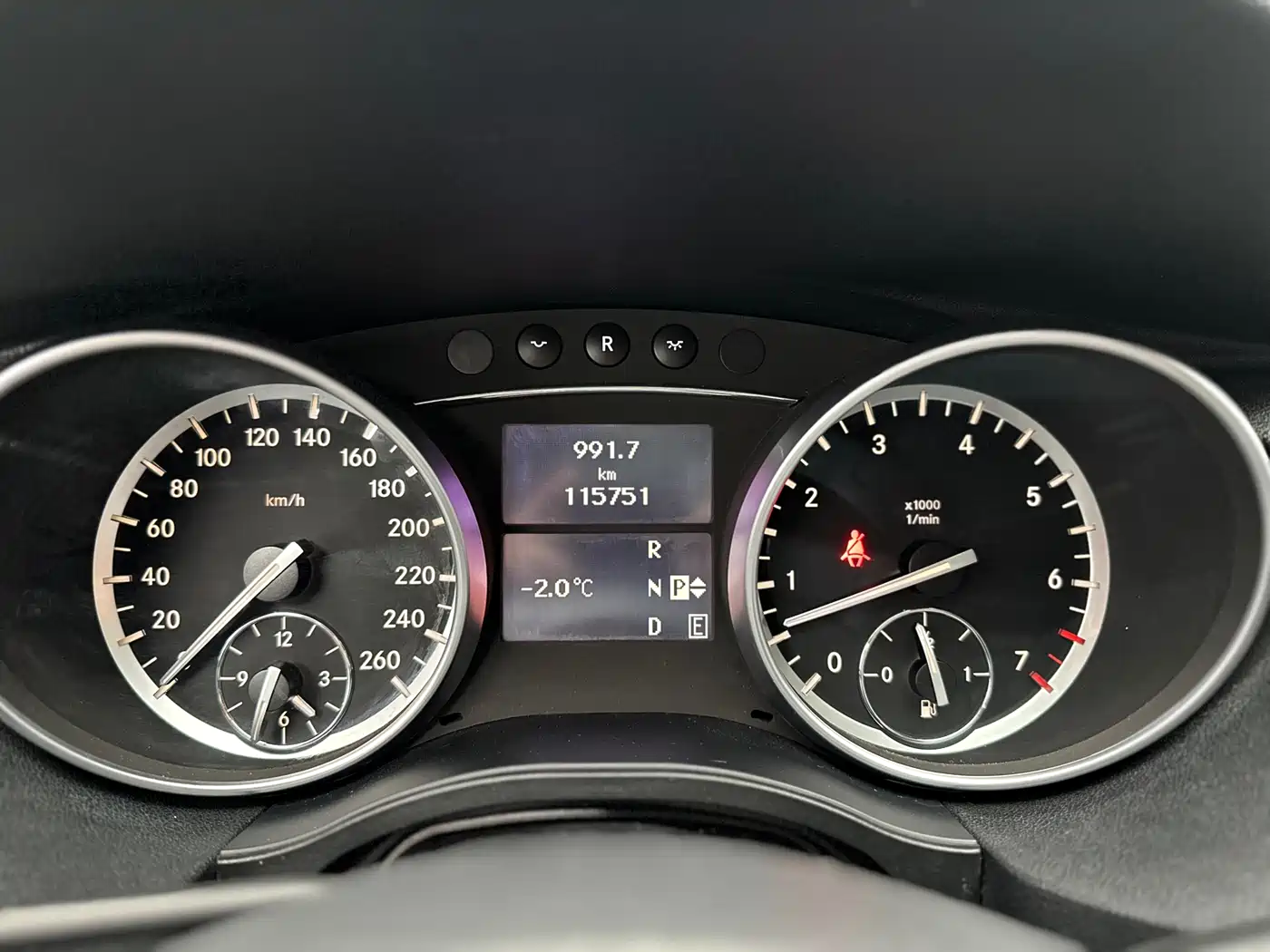 Mercedes-Benz R-Class 2015 R 320 4MATIC Luxury фото 21