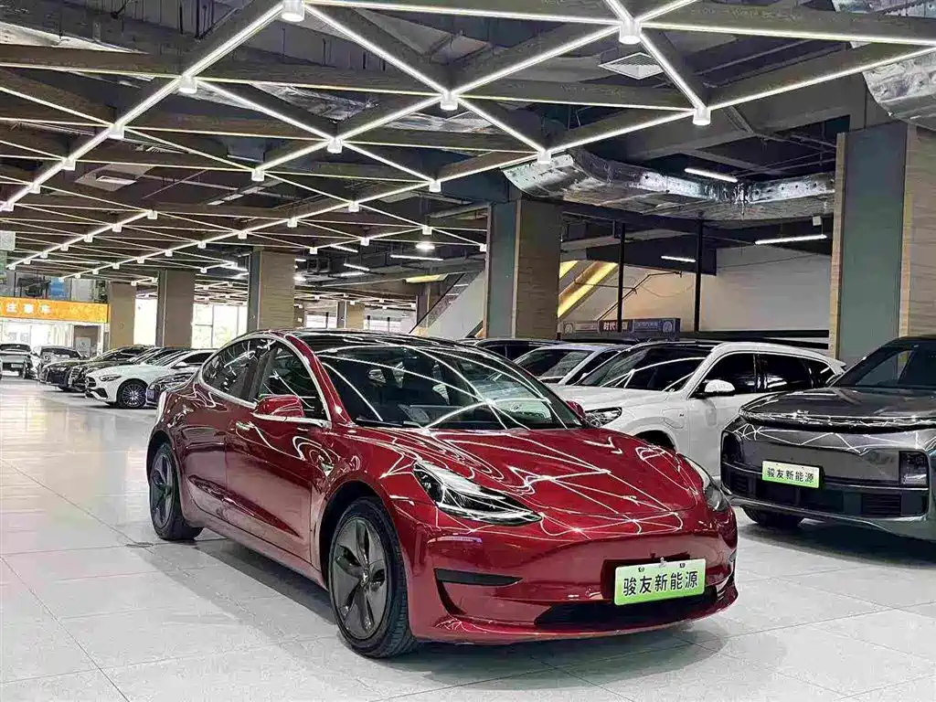 Фото 10 - Tesla Model 3 (Import)