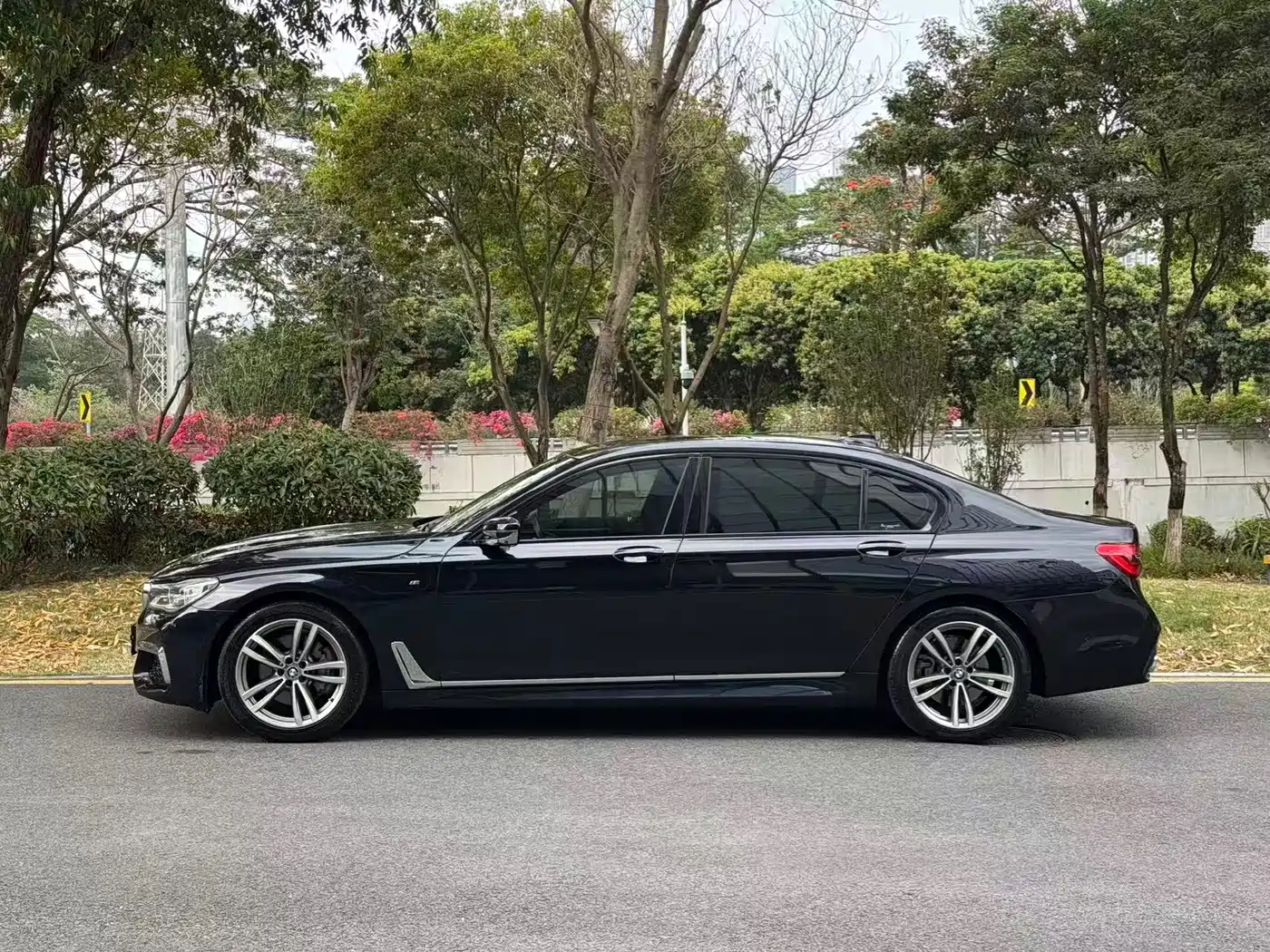 BMW 7 Series 2018 730Li Premium Type M Sport Package фото 5