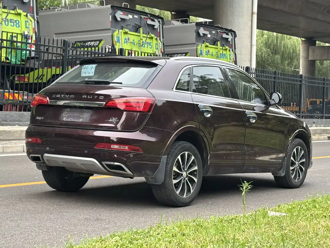 Zotye SR7 2016 2016 1.5T CVT Magic Cube Heart Edition China V