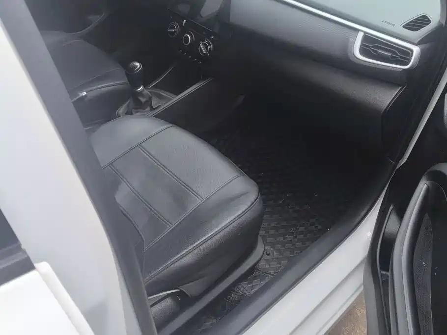 صورة 8 - Hyundai Verna