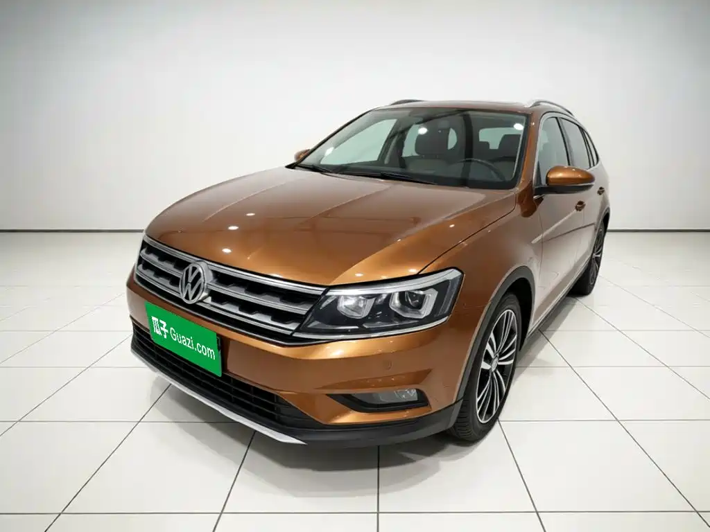 Volkswagen Gran Lavida 2016 2016 230TSI DSG Luxury Edition