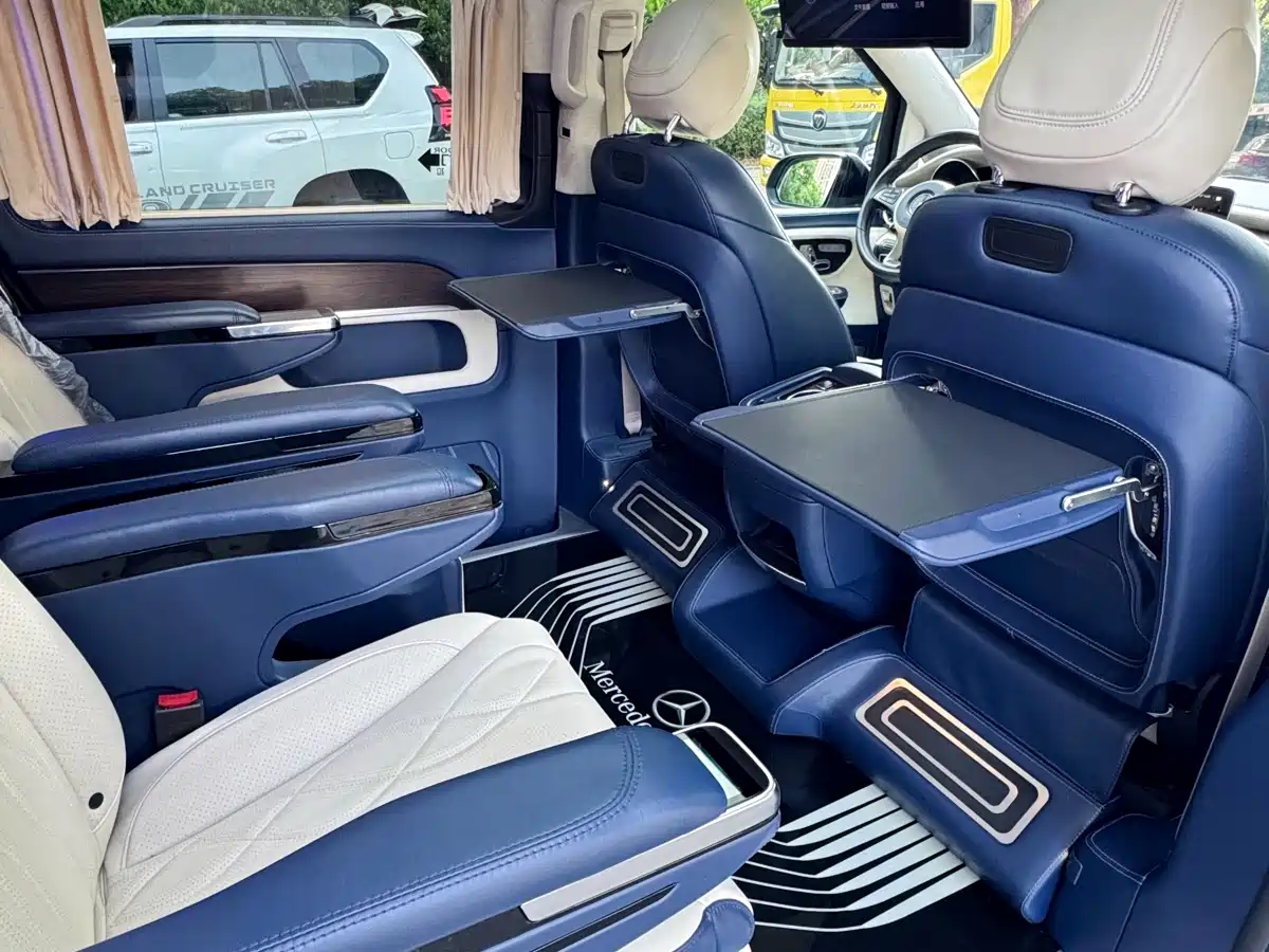 Mercedes-Benz V-Class 2021 V 260 Pilot Edition фото 17