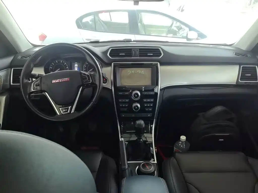 Haval H2 2015 2014 1.5T Manual 2WD Elite Edition