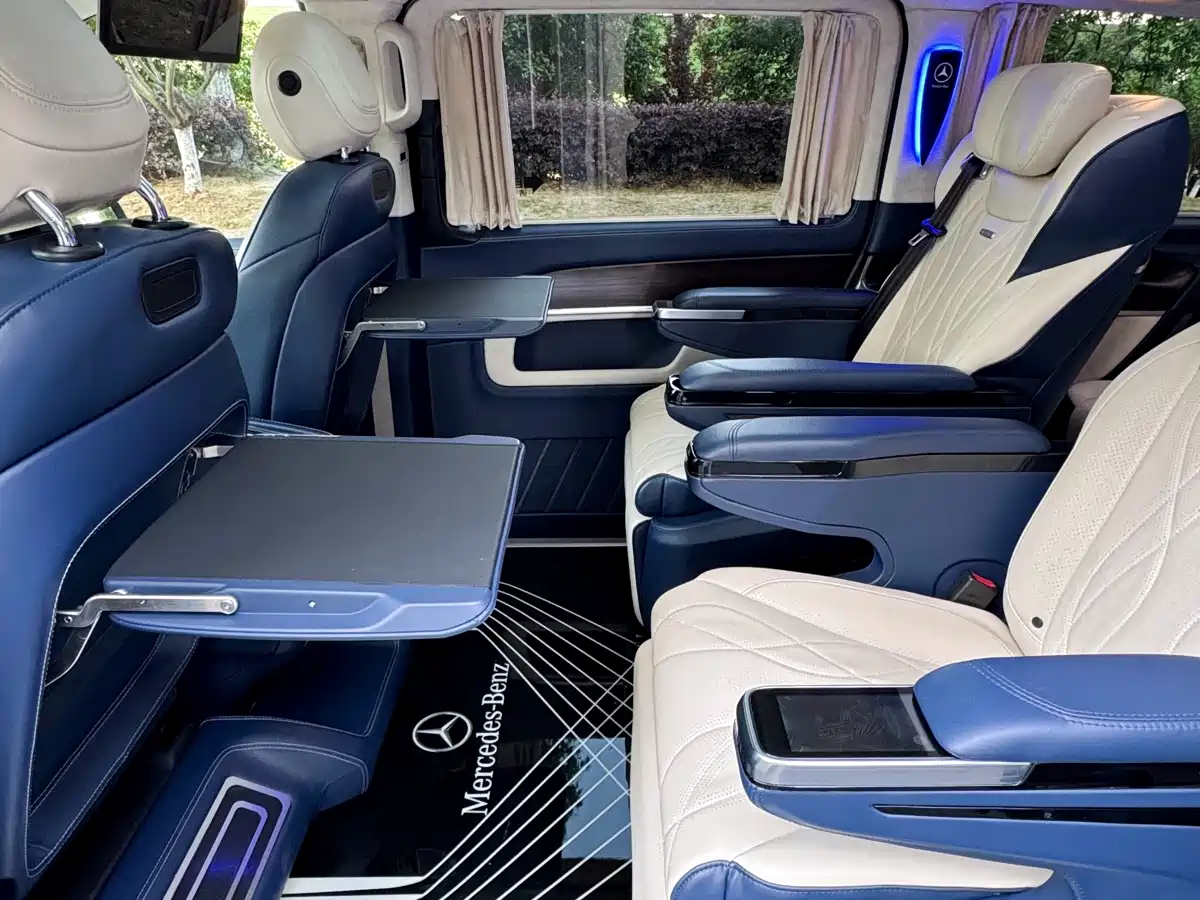 Mercedes-Benz V-Class 2021 V 260 Pilot Edition фото 11