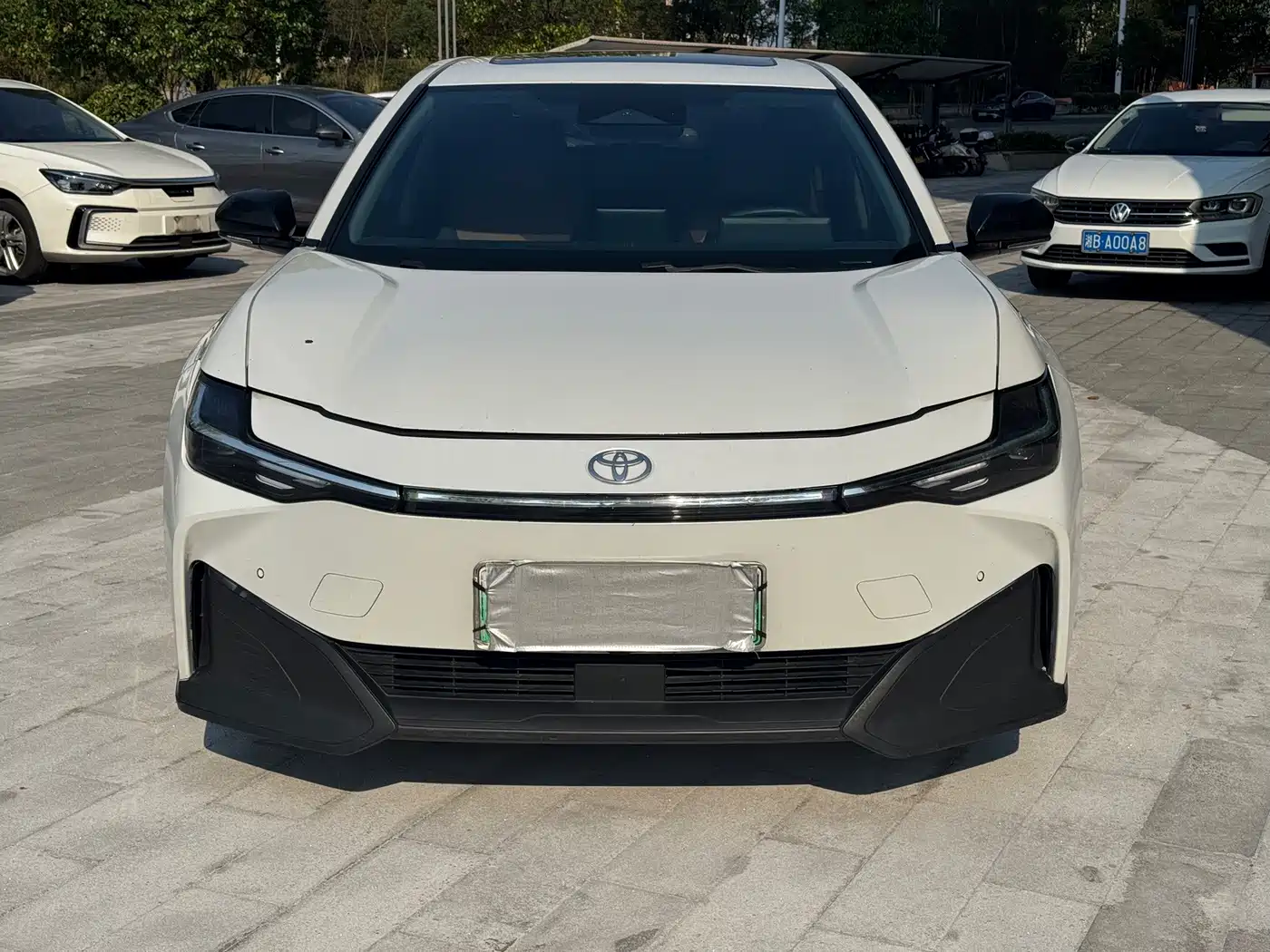 Toyota bZ3 2024 — пригон из Китая