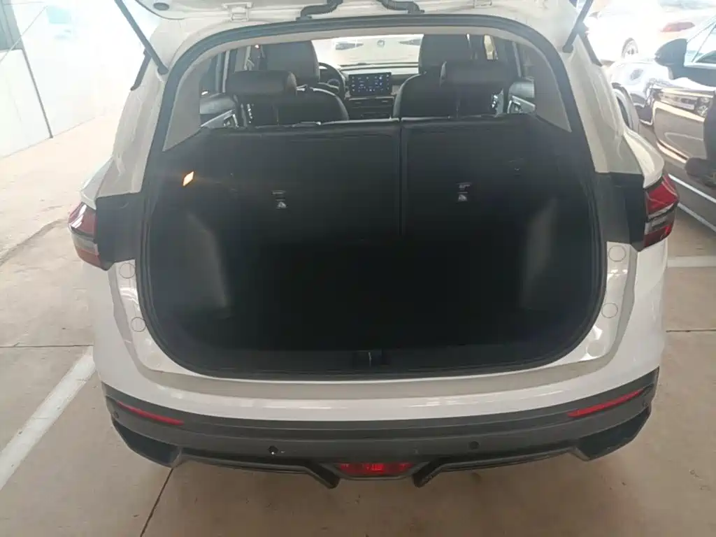Geely Coolray 2025 2024 1.5T DCT Soaring Dragon Edition