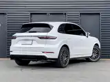 Фото 2 - Porsche Cayenne