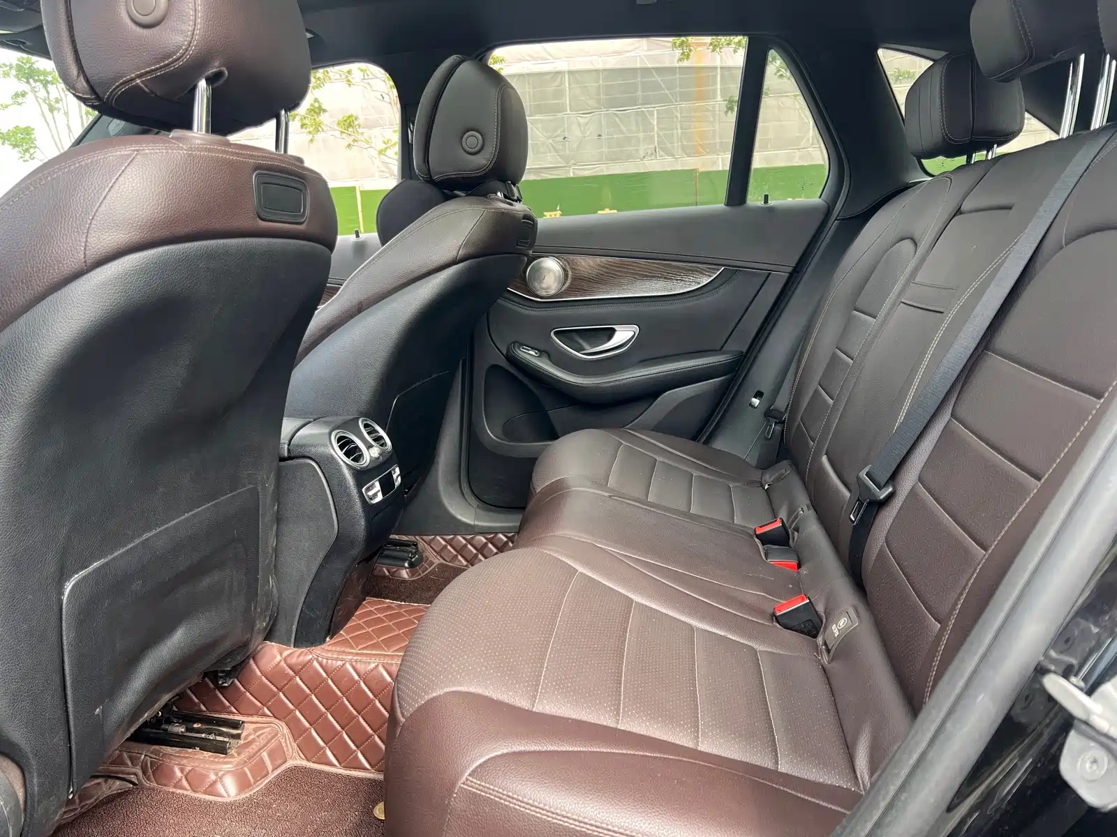 Фото 4 - Mercedes-Benz GLC