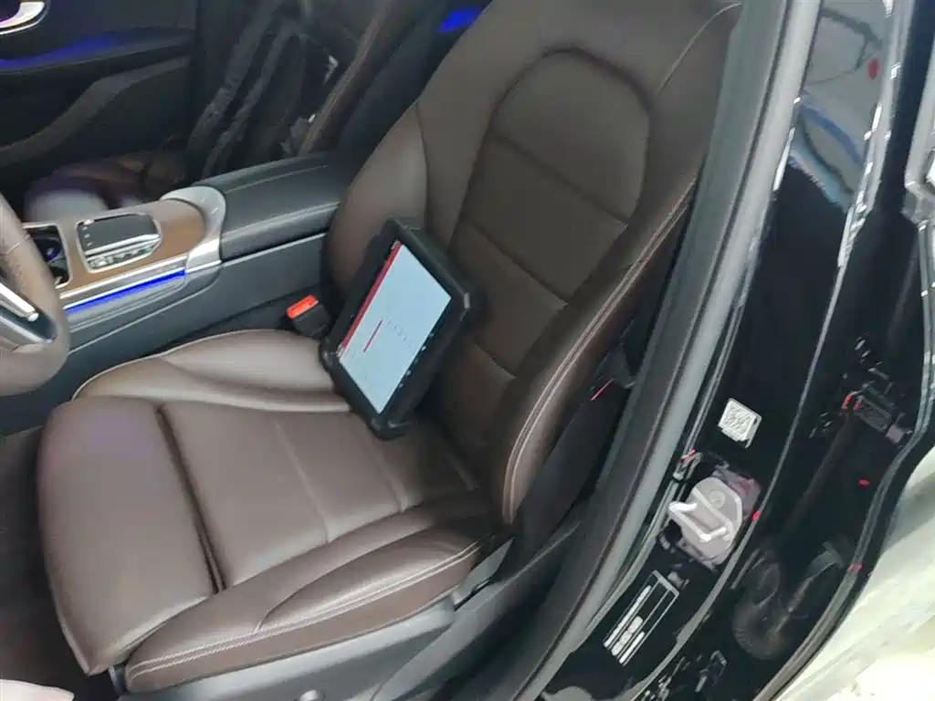 Mercedes-Benz GLC 2022 Facelift II GLC 260 L 4MATIC Luxury фото 15