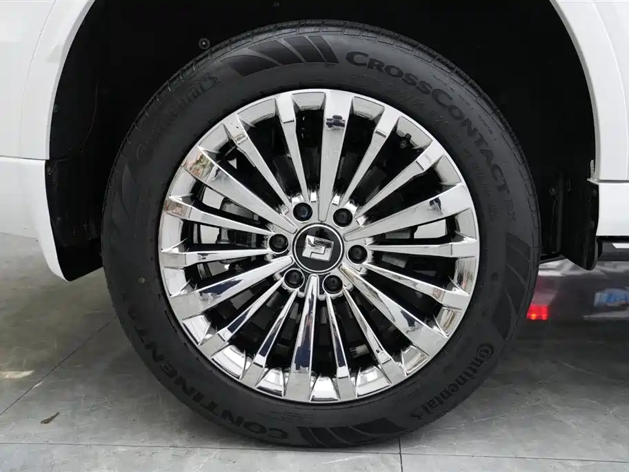 TANK TANK 500 NEW ENERGY