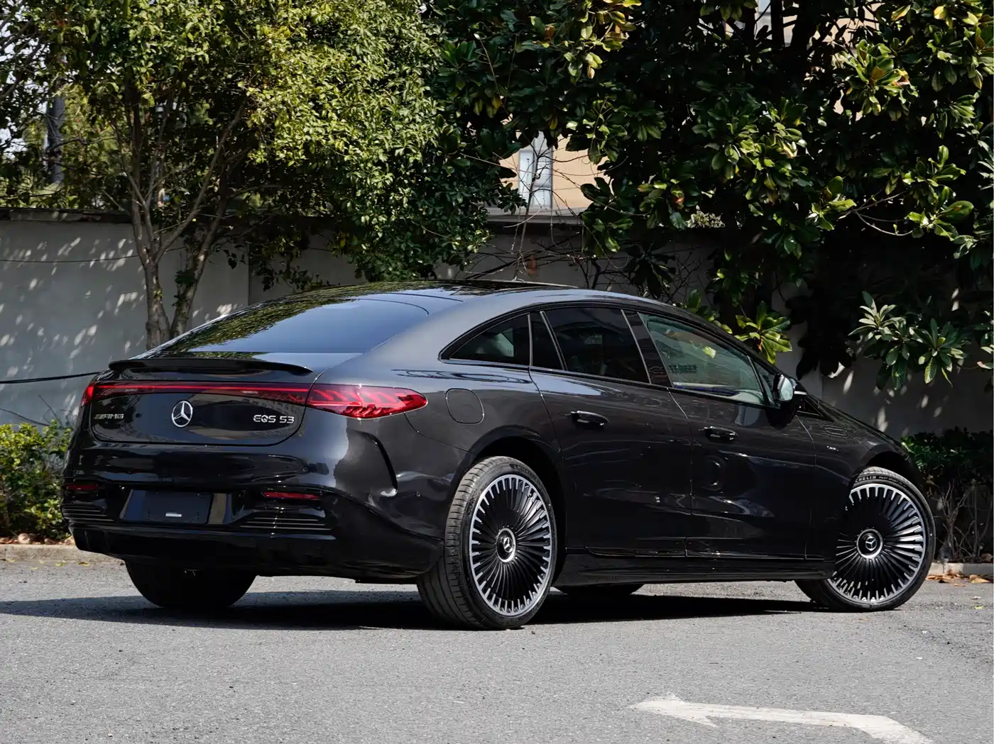 MERCEDES-BENZ EQS AMG