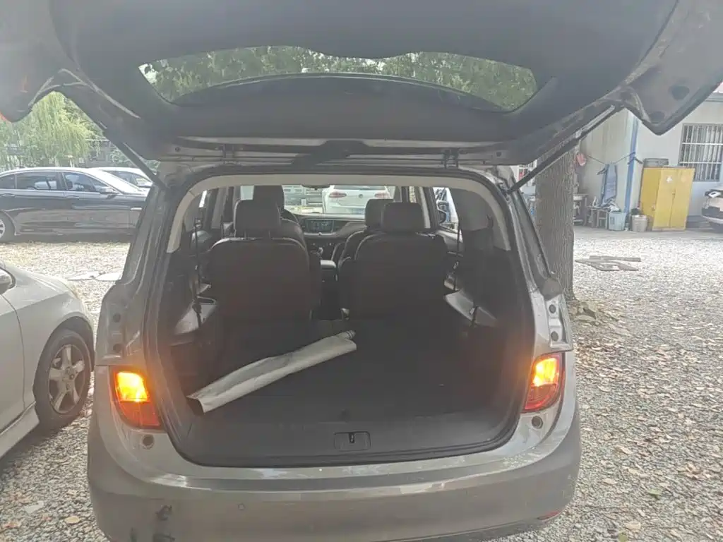 Buick GL6 2018 2018 18T 6-Seater Luxury