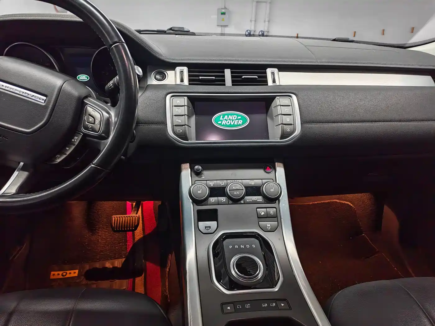 Land Rover Range Rover Evoque 2018 240PS PURE Trend фото 7