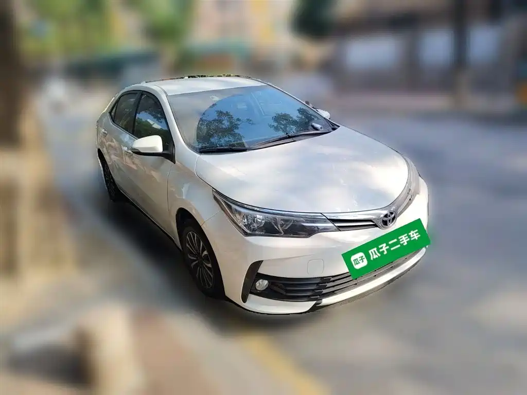Toyota Corolla 2017 1.2T CVT GL фото 23