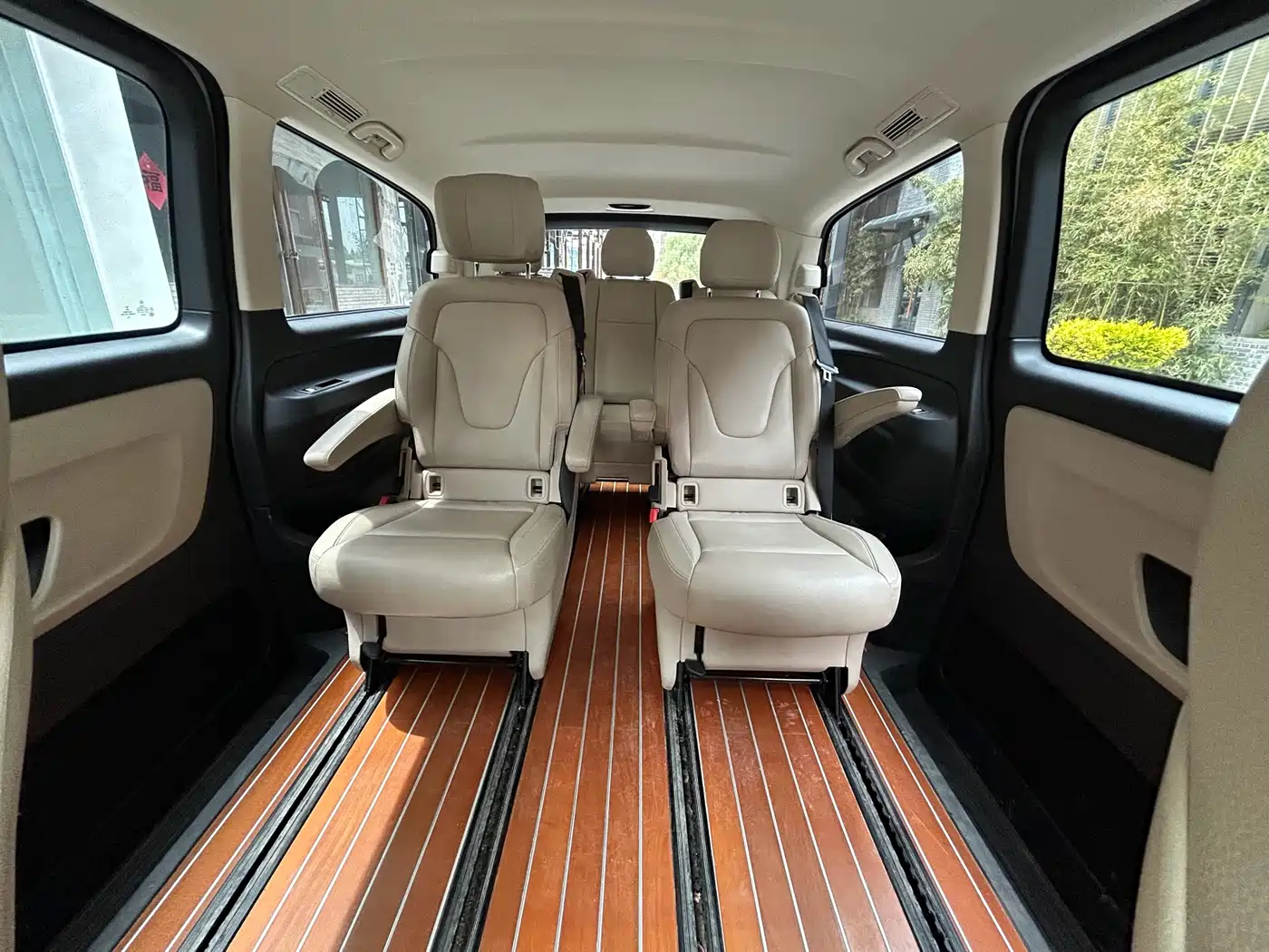 Mercedes-Benz Vito 2021 2.0T Business Edition 7-seater фото 12