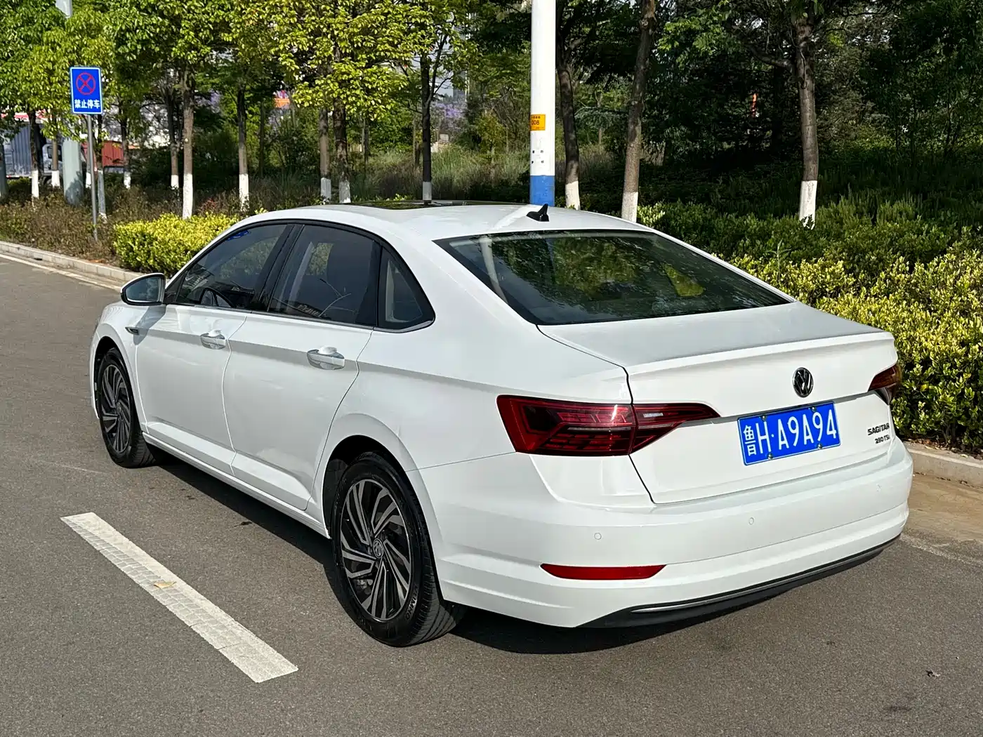 Volkswagen Sagitar 2021 280TSI DSG Surpassing Edition фото 7
