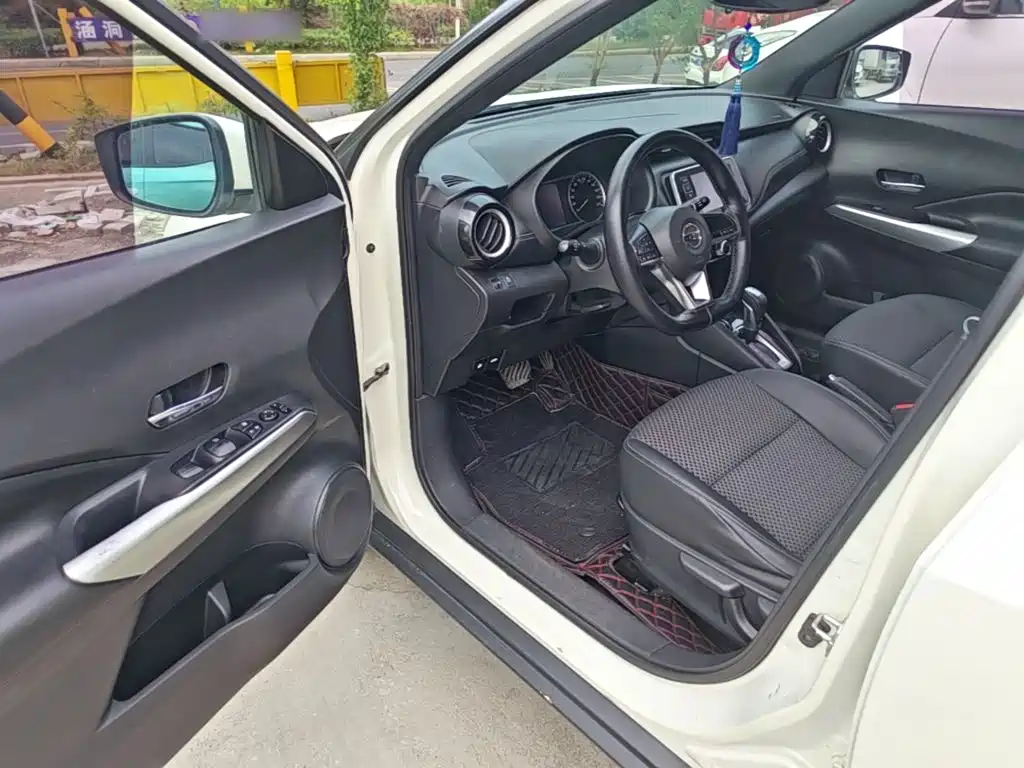 Nissan Kicks 2018 2017 1.5L CVT Smart Edition