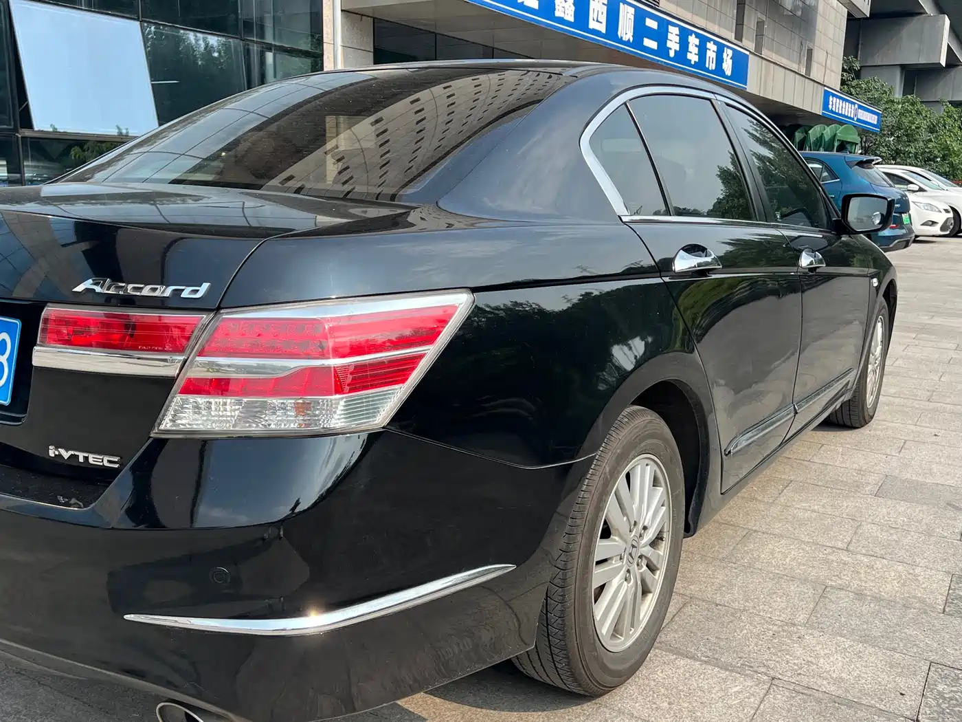 Фото 6 - Honda Accord